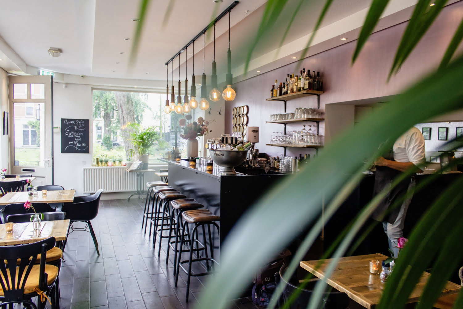 interiorismo para bares y restaurantes en Cádiz